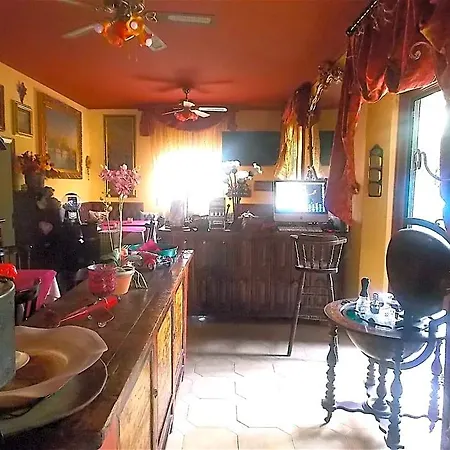 Story Via Della Resistenza 3 La Noce Mercatale Bo Couette-café 3*